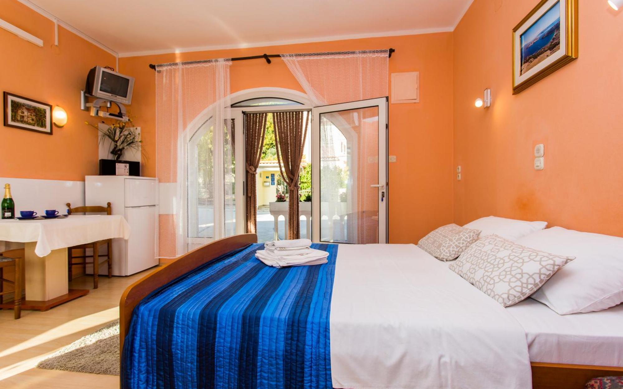 Apartments Luka 3 Baška Eksteriør bilde