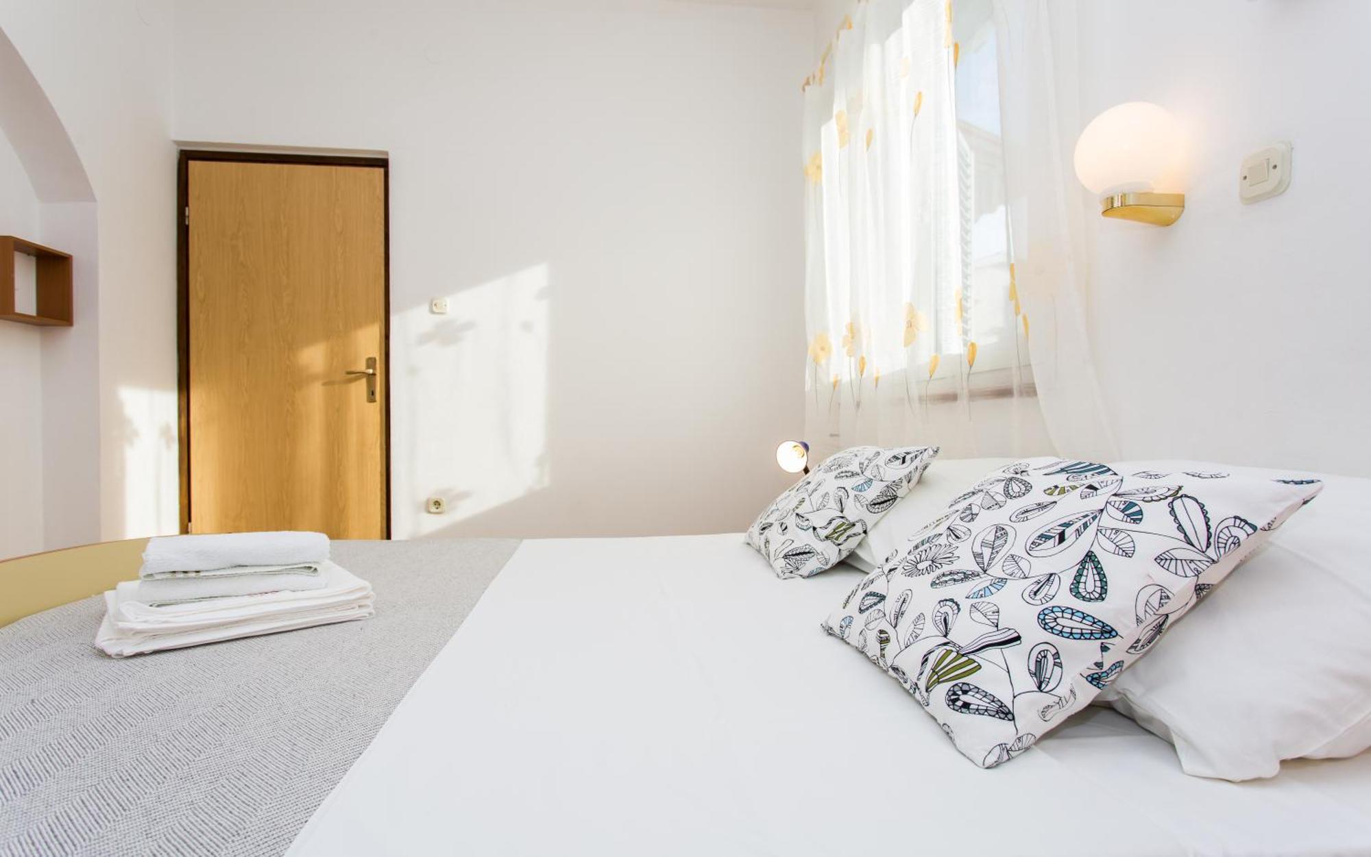 Apartments Luka 3 Baška Eksteriør bilde