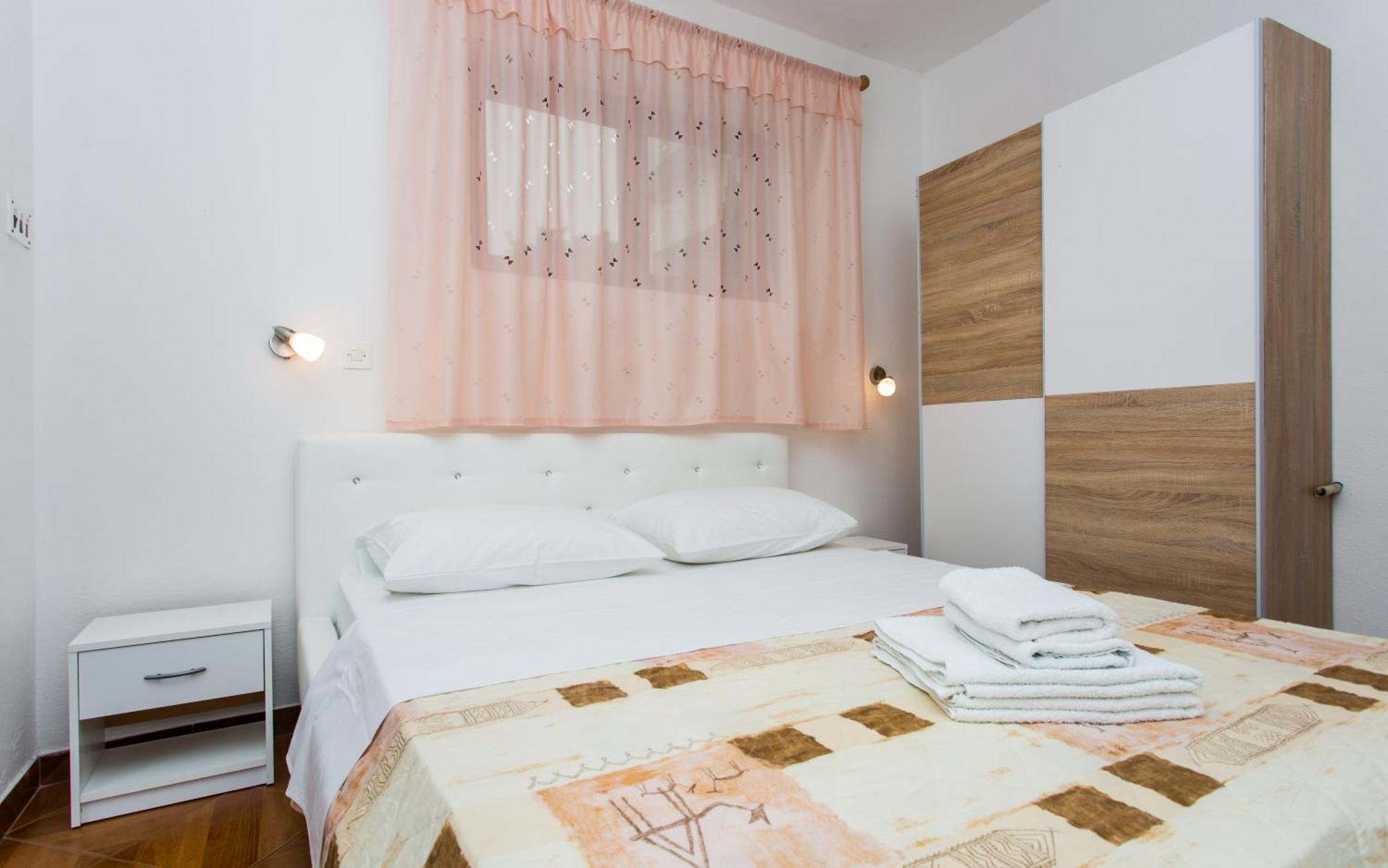 Apartments Luka 3 Baška Eksteriør bilde