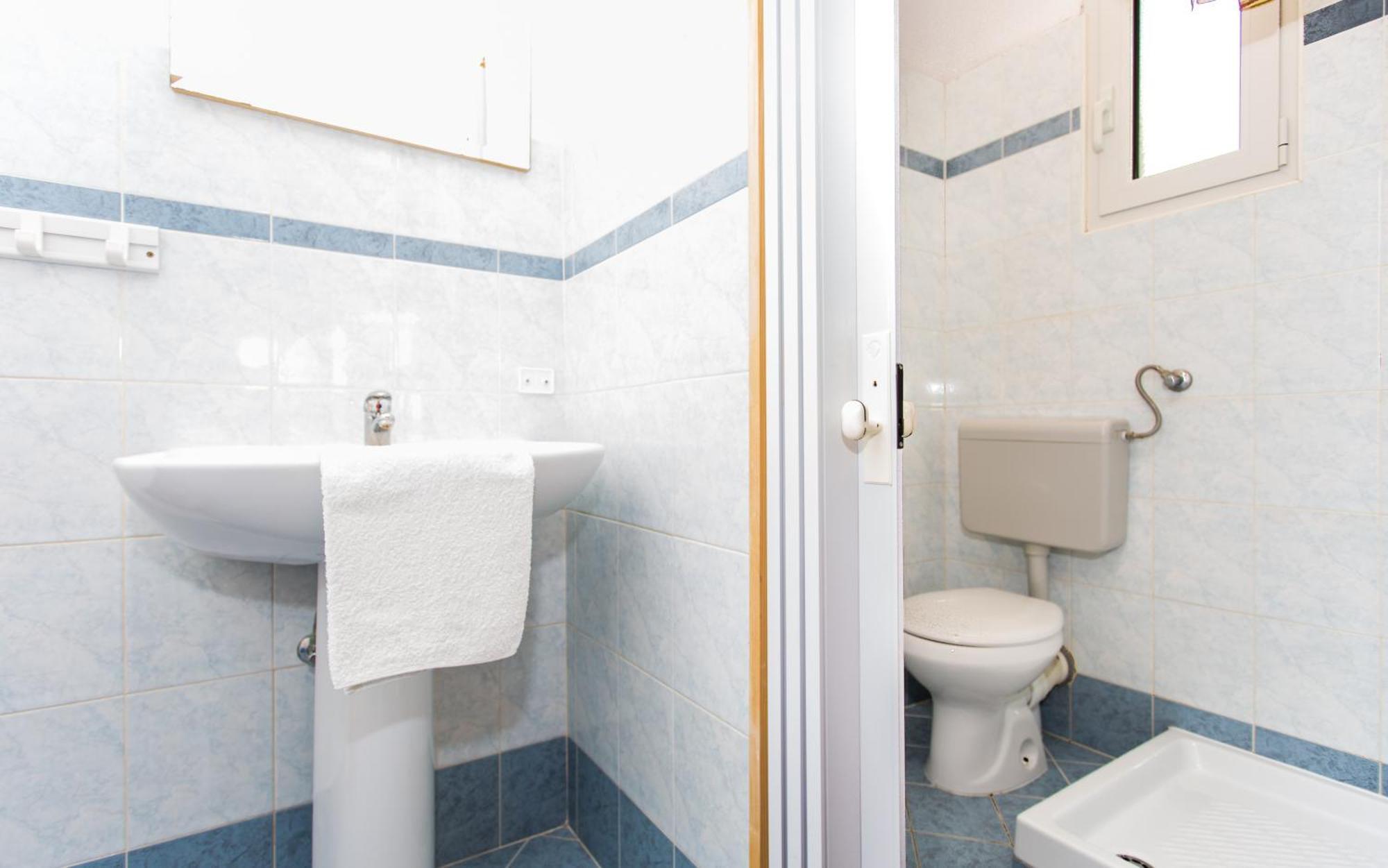Apartments Luka 3 Baška Eksteriør bilde