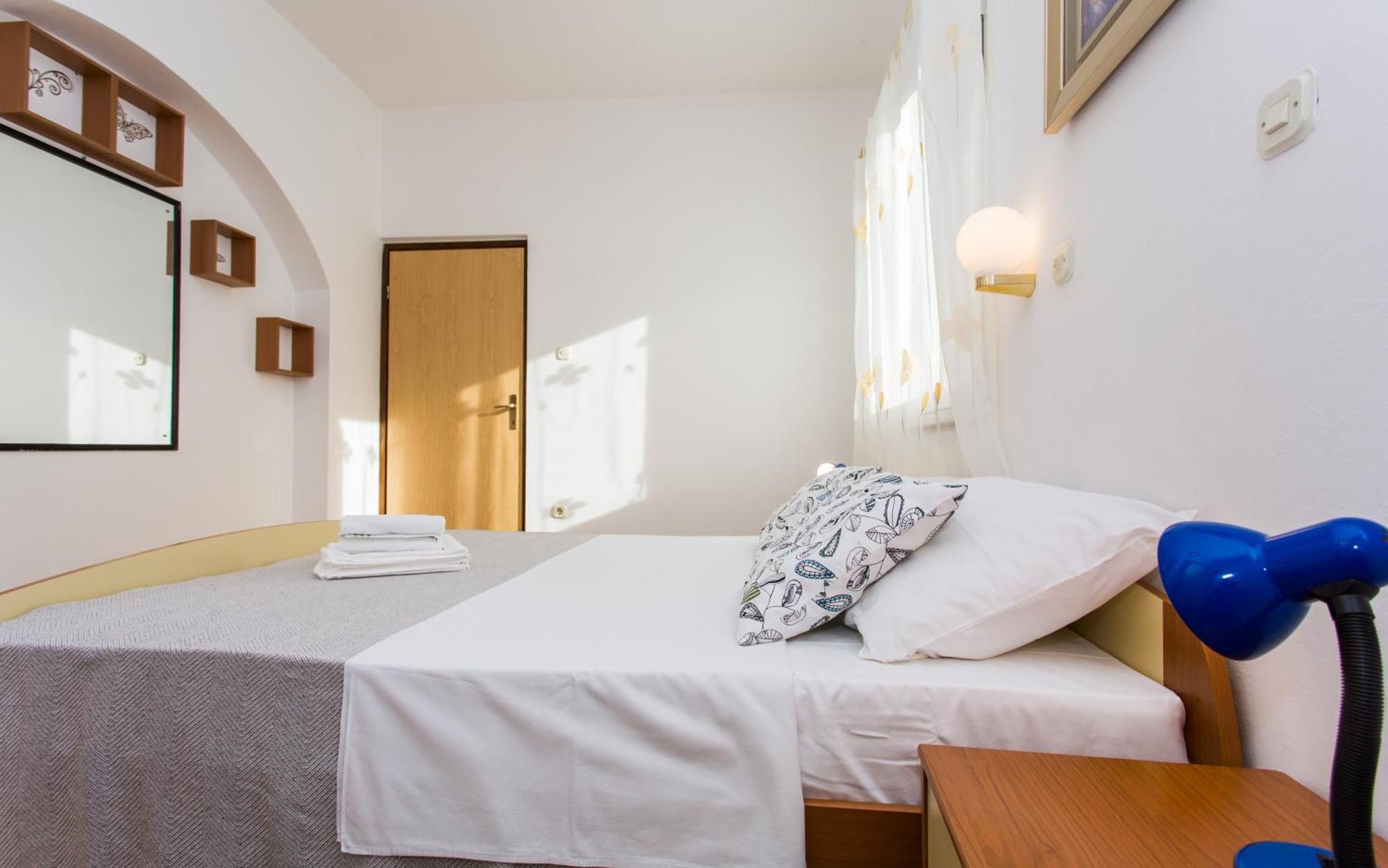 Apartments Luka 3 Baška Eksteriør bilde